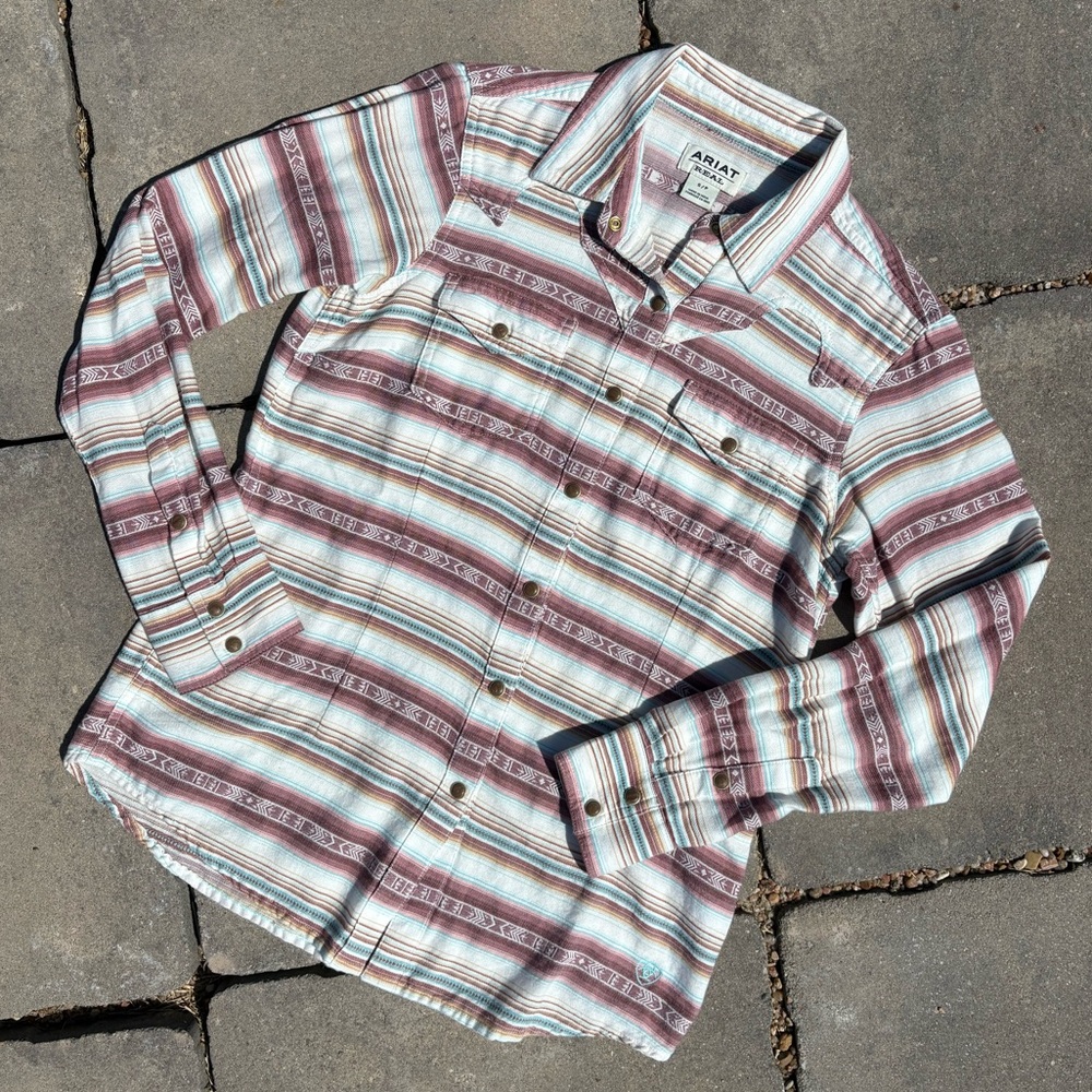 Ariat Womens Serape Button Down Shirt in Pink and Light Blue, Size Small